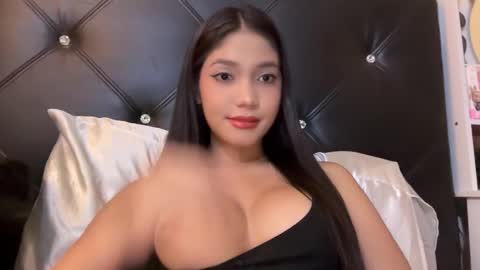 AshyElliston online show from January 12, 6:53 am