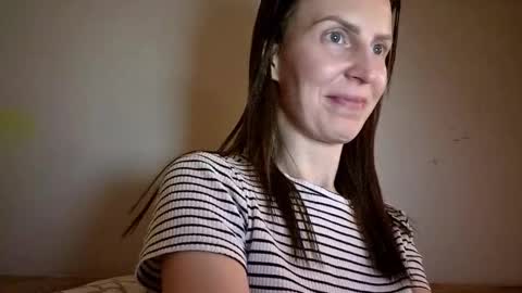 Anna online show from April 25, 8:39 pm