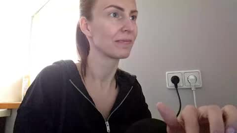 Anna online show from April 28, 9:57 am