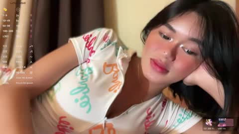 Kim online show from March 1, 6:11 pm