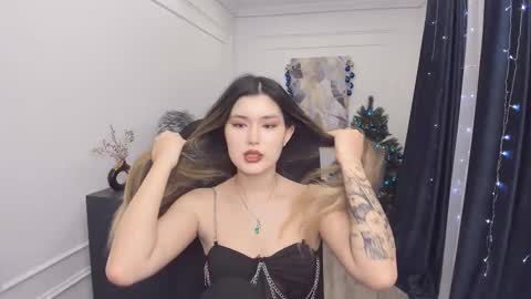 annetli online show from December 21, 3:35 am