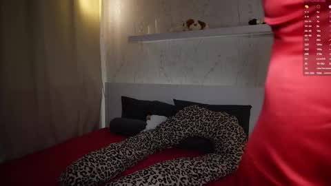 Anne online show from December 17, 9:10 pm