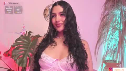 Angel online show from December 3, 12:28 pm