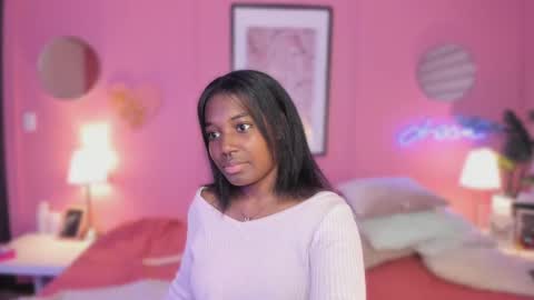 Snapshot of annia_dh chatting on September 29, 8:19 pm annia online show from September 29, 8:19 pm