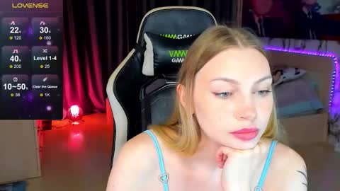 Annie online show from September 23, 8:59 pm