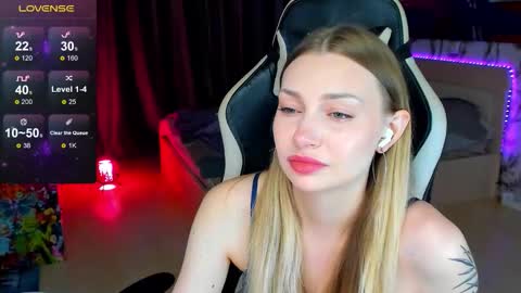 Annie online show from November 10, 9:06 pm