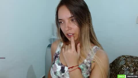 Snapshot of annie_che77y chatting on October 18, 3:11 am annie cherry independent model online show from October 18, 3:11 am