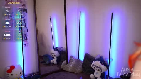 Annie May   online show from November 2, 3:23 pm