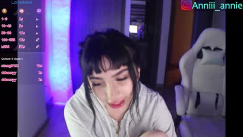 JEANNE no olvides seguirme dont forget follow me  uu online show from March 1, 3:55 am