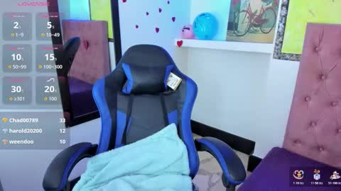 Anniee online show from March 23, 1:16 pm