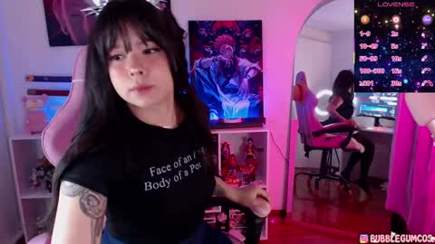 Snapshot of anniehikarii chatting on October 6, 7:53 pm Annie  online show from October 6, 7:53 pm