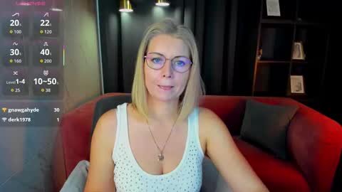 Annie online show from September 25, 6:20 am