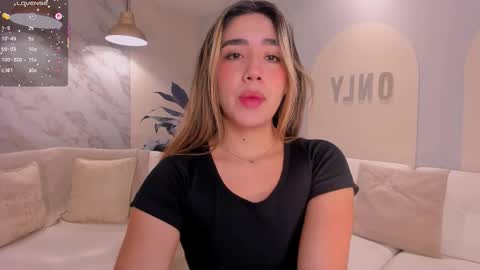 Annie Monroe online show from November 23, 11:52 am