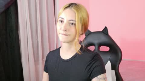Annie online show from May 21, 2:07 am