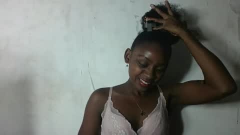 annistella online show from May 30, 11:03 pm