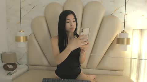 anny_bridge online show from May 15, 11:45 pm