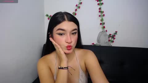 Anny online show from April 27, 3:20 pm