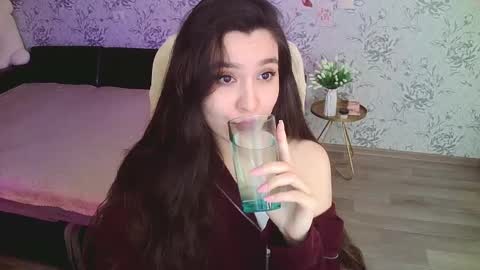Snapshot of anny_shine chatting on February 21, 1:11 am Annie online show from February 21, 1:11 am