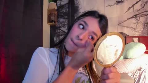 Annyluna online show from December 15, 11:45 pm