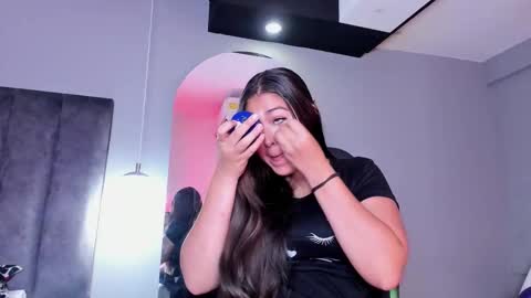 Anny  online show from January 16, 2:37 pm