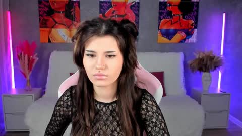 Anora online show from April 9, 6:46 pm