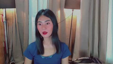 thonette online show from July 9, 6:34 pm