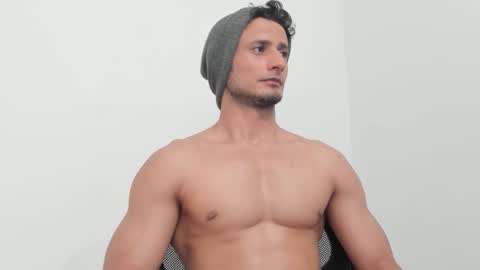 Adonys Creeb online show from October 26, 12:50 pm