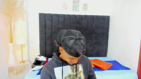       online show from October 30, 12:55 am