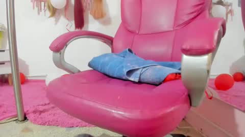 ANTONELLA online show from February 27, 9:07 am