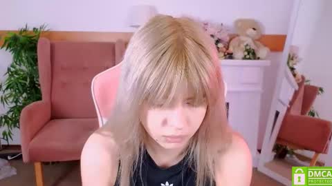 antonia_ferrero online show from January 16, 7:50 am