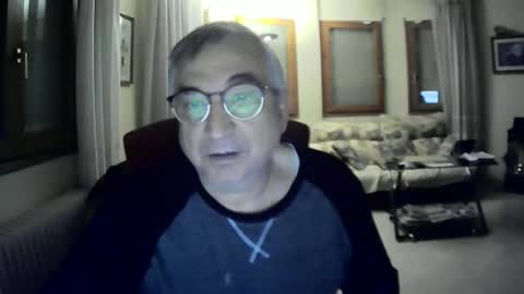 Snapshot of antonio2605 chatting on February 8, 1:43 am Antonio online show from February 8, 1:43 am