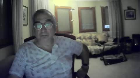 Snapshot of antonio2605 chatting on October 10, 9:19 pm Antonio online show from October 10, 9:19 pm