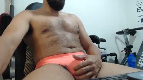 Snapshot of antony_36 chatting on March 7, 9:27 pm antony online show from March 7, 9:27 pm