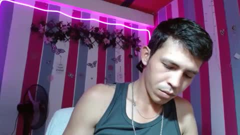 antony_hardx_ online show from September 25, 9:00 pm