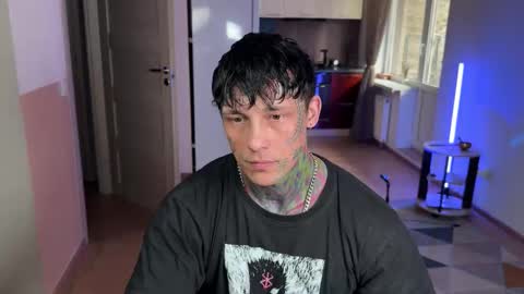 Tom online show from March 18, 8:09 am