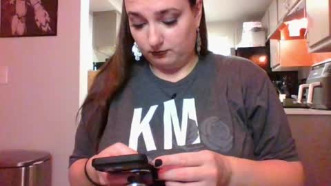 Anutkasoles online show from April 3, 5:25 am