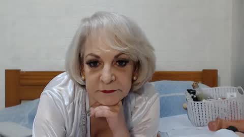 ANY CAT online show from October 18, 8:07 am