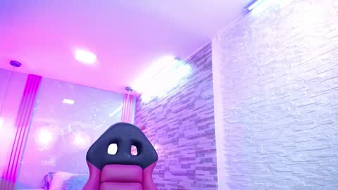 Anyela  online show from February 15, 5:50 pm