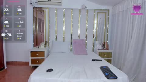 Anyela  online show from March 10, 4:28 am