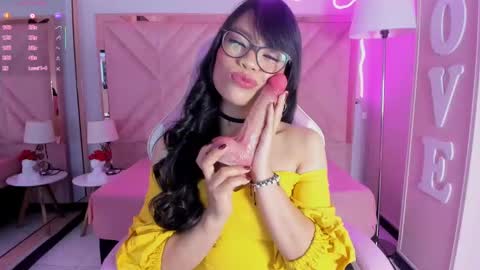 Snapshot of anyjones_ chatting on October 4, 4:43 am Any Jones online show from October 4, 4:43 am