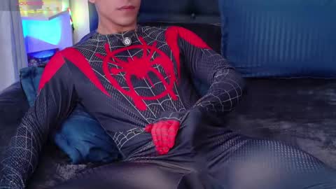 aodaboy online show from April 22, 1:29 pm