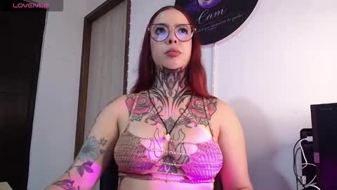 aphrodite__bloom online show from February 17, 10:53 pm
