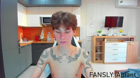 aplant_ online show from April 1, 3:18 am