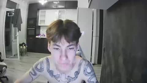 Snapshot of aplant_ chatting on October 3, 1:15 am aplant_ online show from October 3, 1:15 am