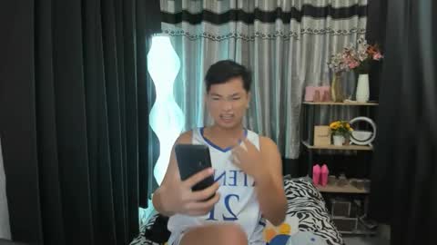 apollo_lux online show from February 16, 5:22 pm