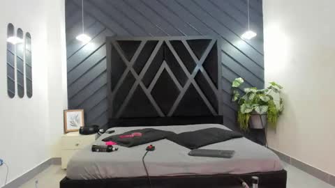 Snapshot of apolo_bianco_ chatting on September 27, 11:24 pm APOLO online show from September 27, 11:24 pm