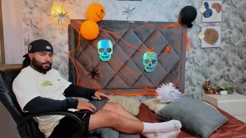 Apolo online show from October 14, 1:41 am