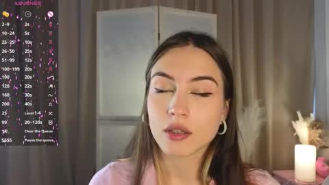 Vicki online show from September 18, 9:02 am