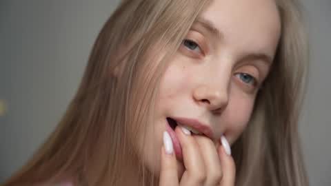  REYNA  my friend   online show from January 16, 11:26 am