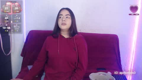 Snapshot of apriil_3 chatting on October 1, 3:05 am Abril Freelance Model online show from October 1, 3:05 am